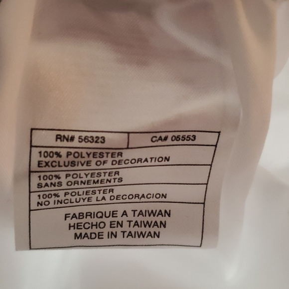 NWT Nike Women's Cropped Pants XL - Picture 6 of 6